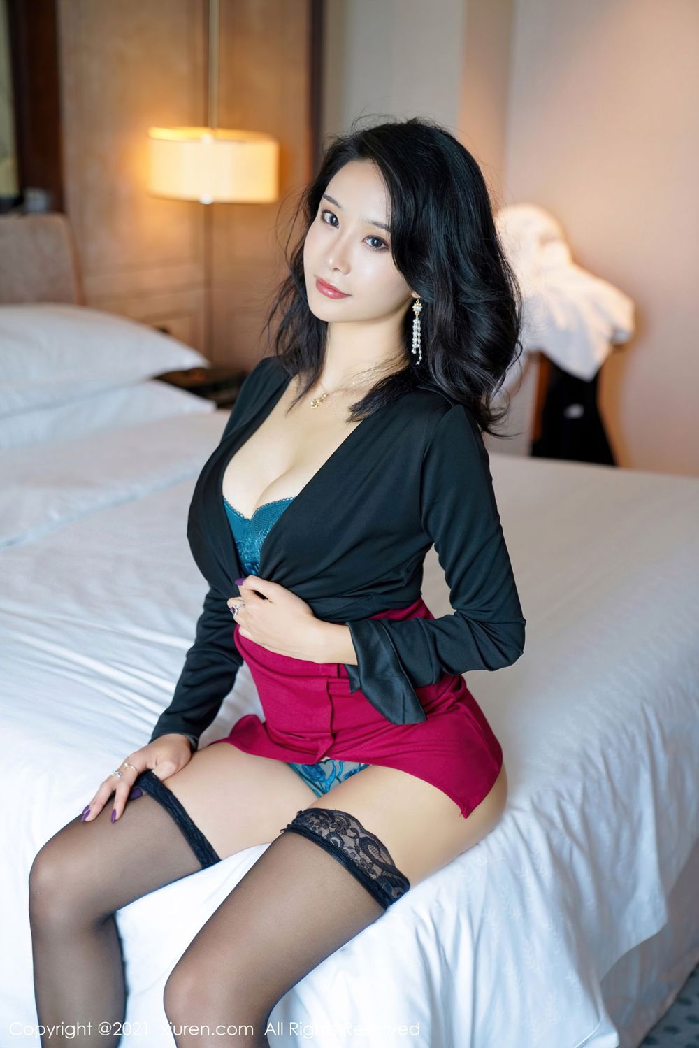 美女模特蓝夏Akasha - 职场OL+黑丝系列北京旅拍
