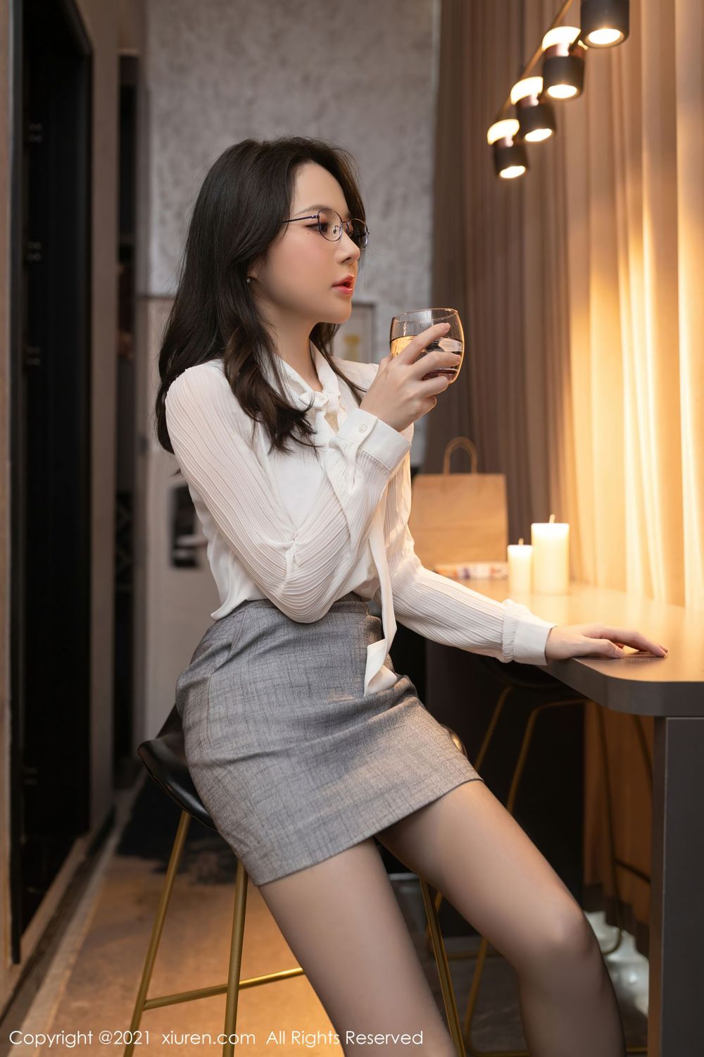 美女模特鱼子酱Fish - 职场OL+黑丝系列江浙沪旅拍