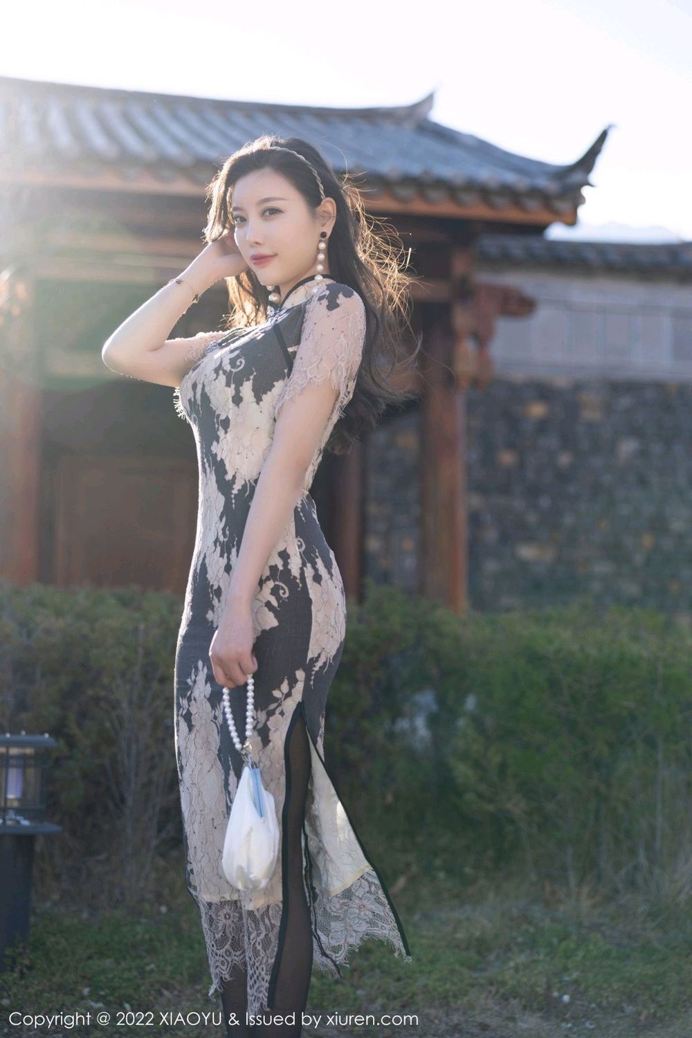 性感女神杨晨晨Yome - 米色旗袍+黑丝系列丽江旅拍