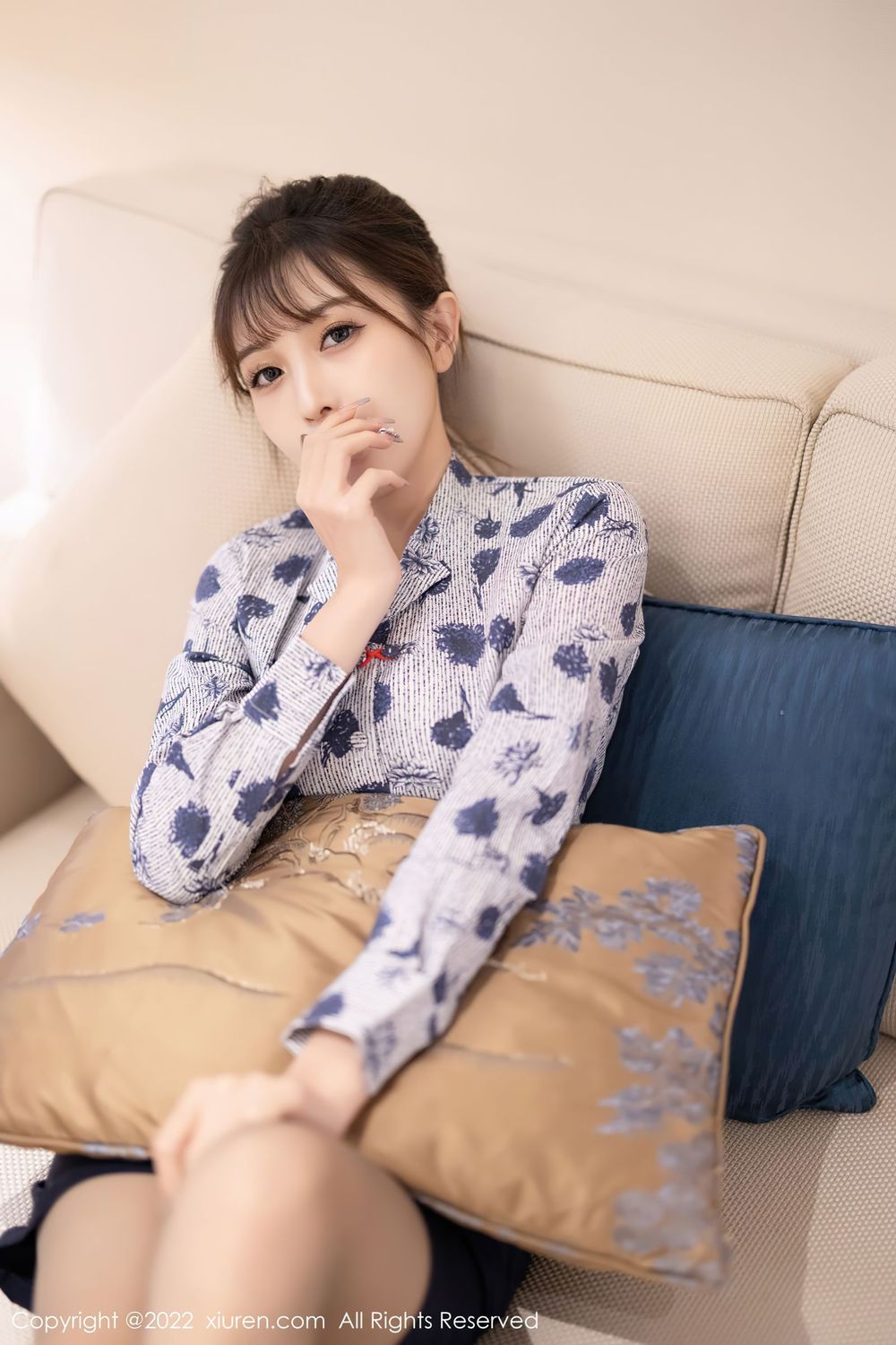 美女模特林星阑 - 空姐制服+深色短裙系列写真