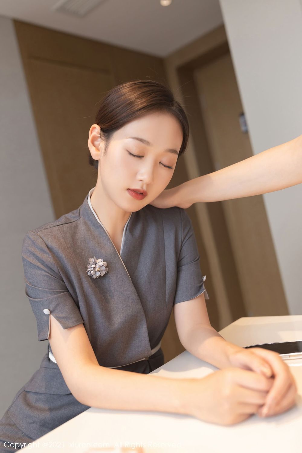 美女模特唐安琪 - 职场OL+催眠主题性感写真