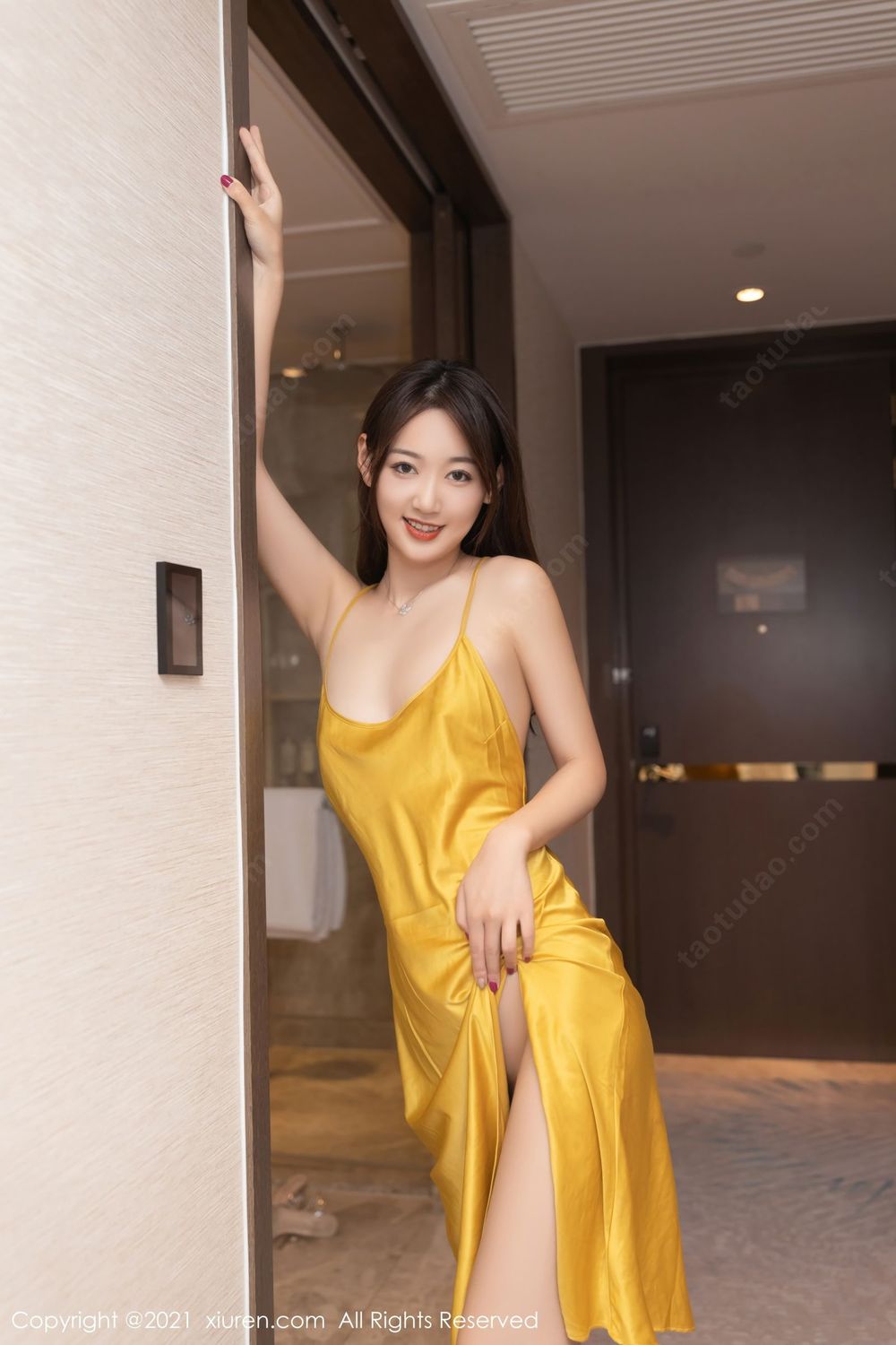 性感女神唐安琪 - 浪漫出行女友的旅游主题写真
