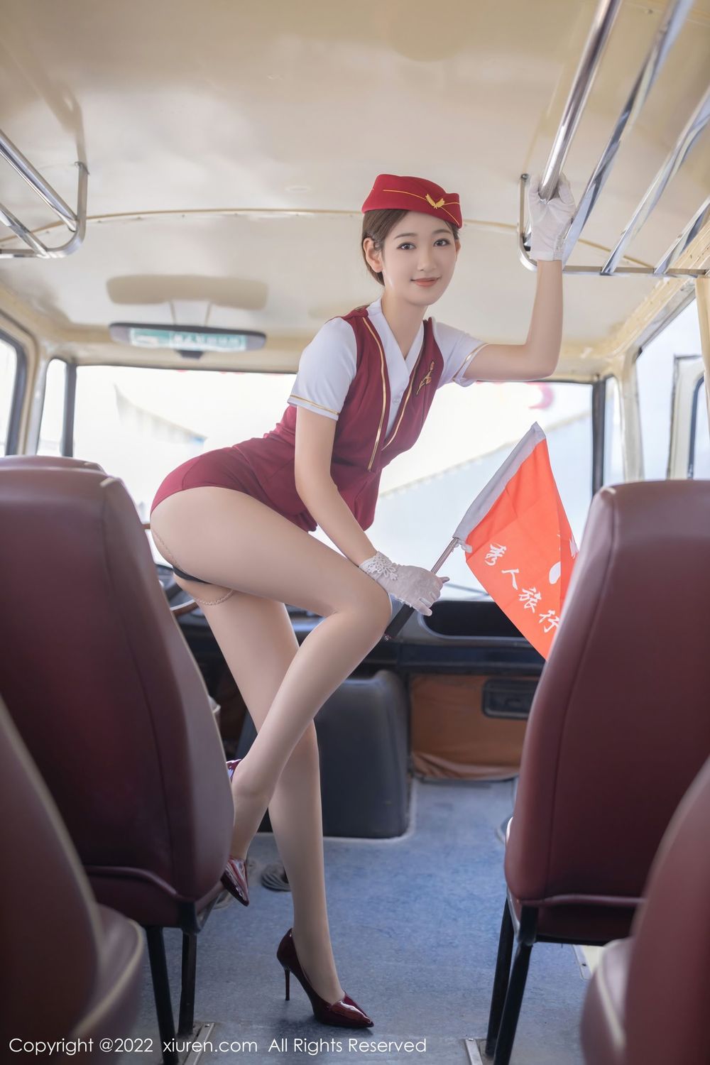 美女模特唐安琪 - 红色导游制服+黑丝系列写真