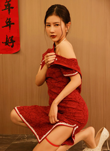 [XiuRen秀人网] 美女模特尹甜甜 - 旗袍装束+新年主题性感写真 No.4508