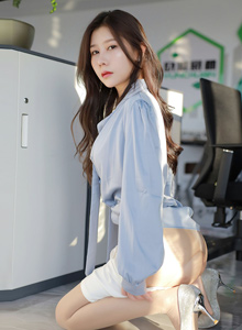 [XiuRen秀人网] 美女模特尹甜甜 - 职场OL+公司加班主题写真 No.3994
