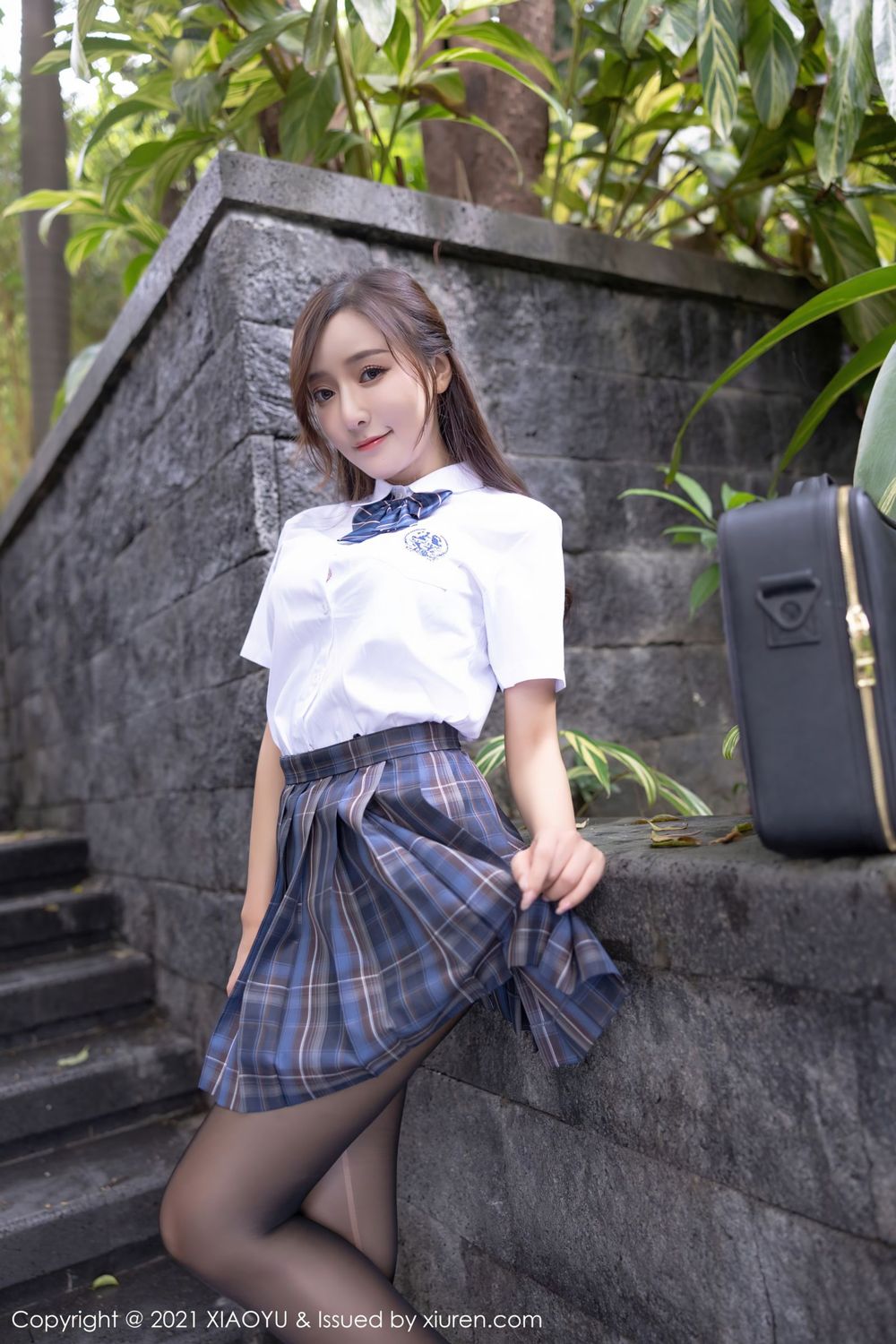 性感女神王馨瑶yanni - JK制服+黑丝系列写真