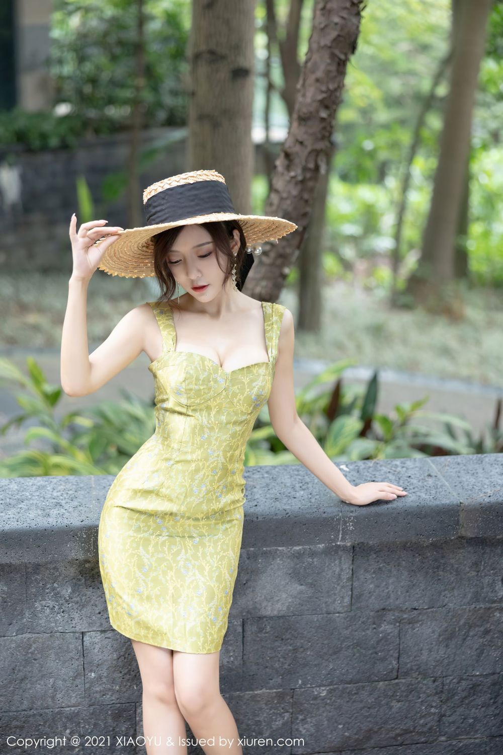 性感女神王馨瑶yanni - 古典礼裙+情趣系列写真