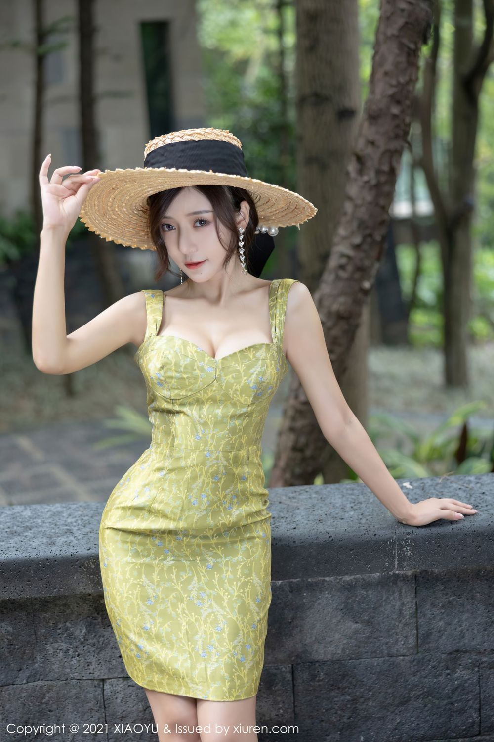 性感女神王馨瑶yanni - 古典礼裙+情趣系列写真