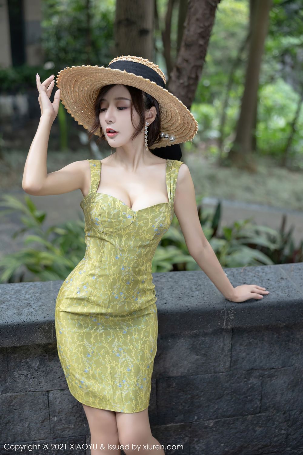 性感女神王馨瑶yanni - 古典礼裙+情趣系列写真