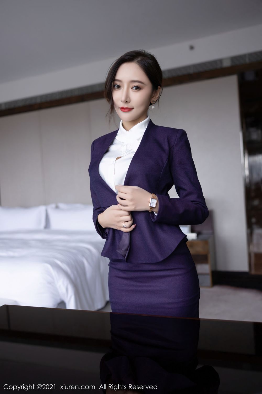 性感女神王馨瑶yanni - 职场OL+黑丝系列写真
