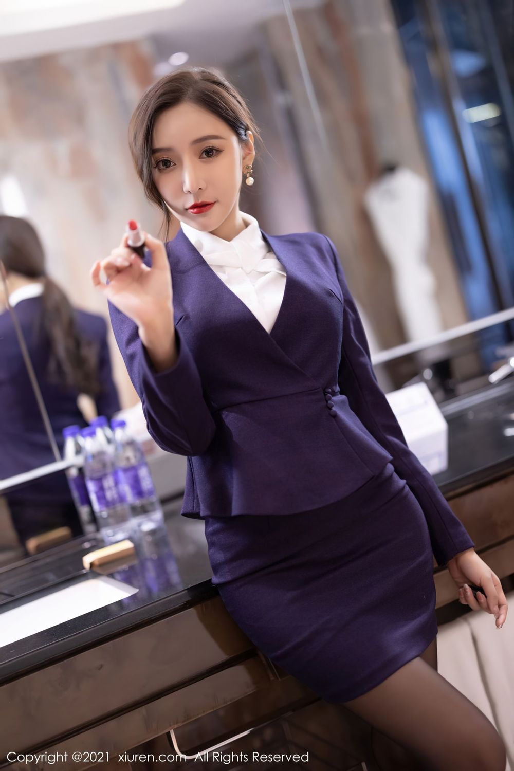 性感女神王馨瑶yanni - 职场OL+黑丝系列写真