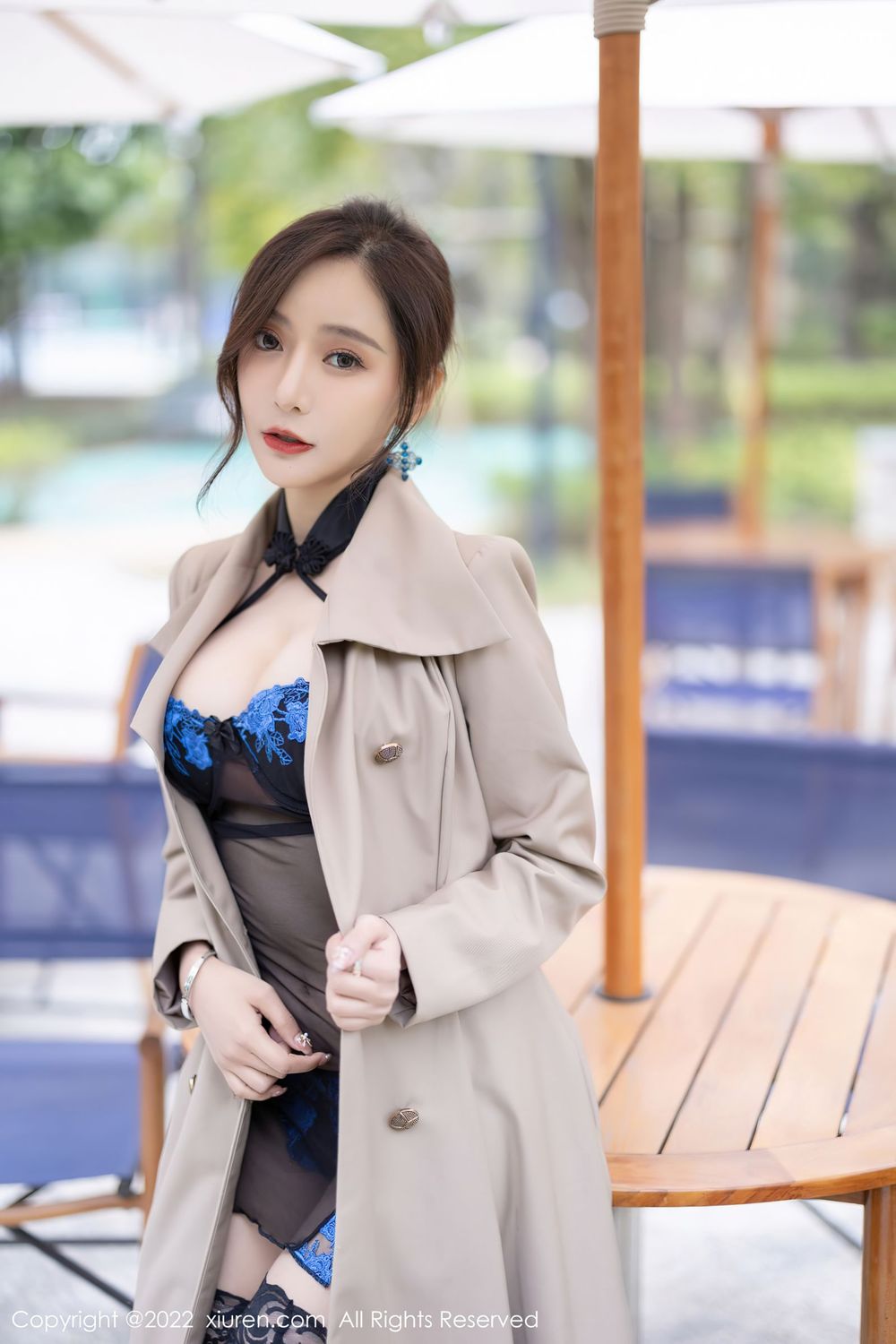 性感女神王馨瑶yanni - 杏色风衣+黑丝系列写真