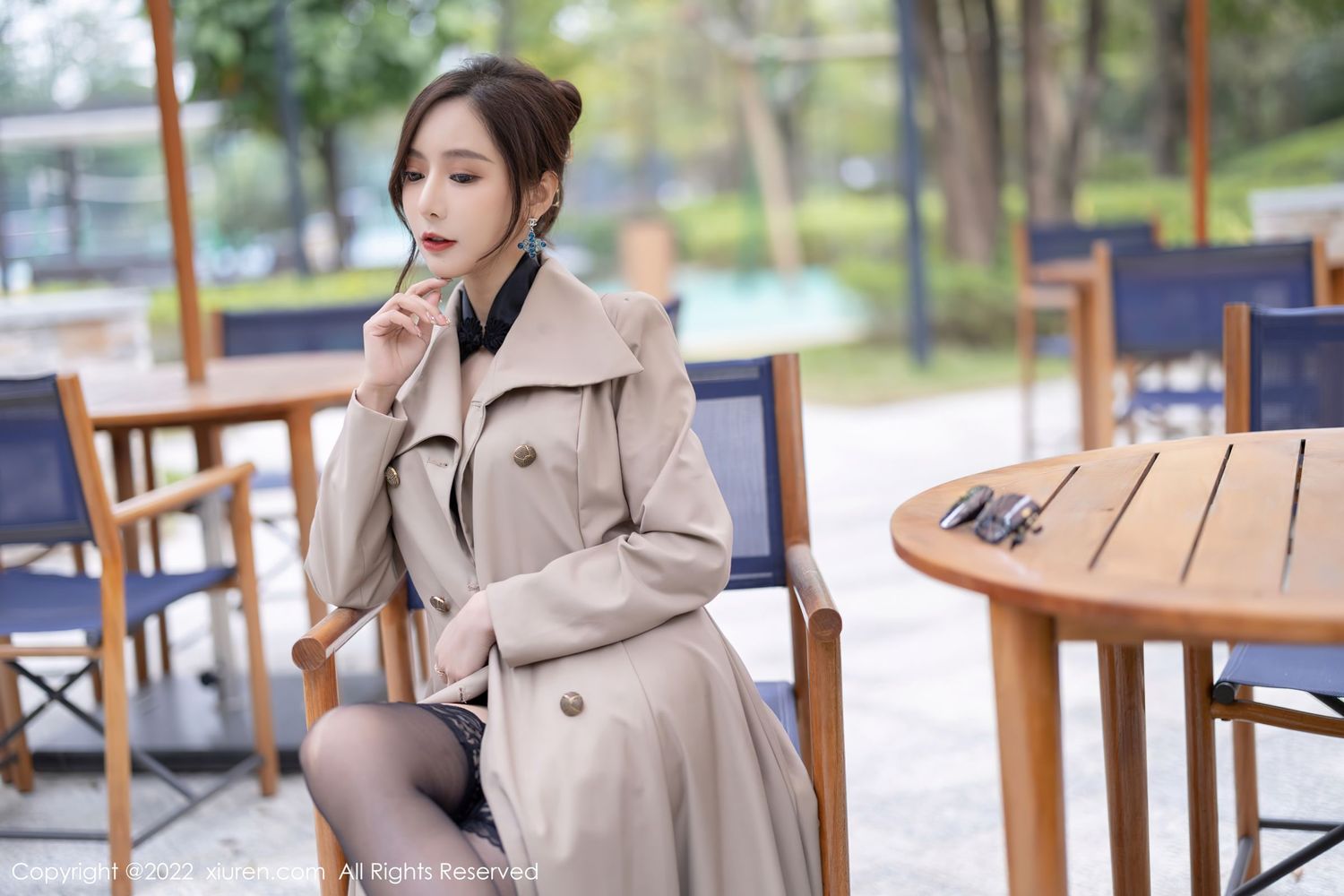 性感女神王馨瑶yanni - 杏色风衣+黑丝系列写真
