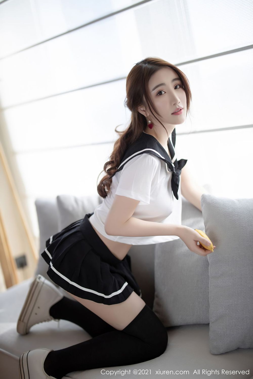 性感女神Cherry绯月樱 - 青春校服系列三亚旅拍