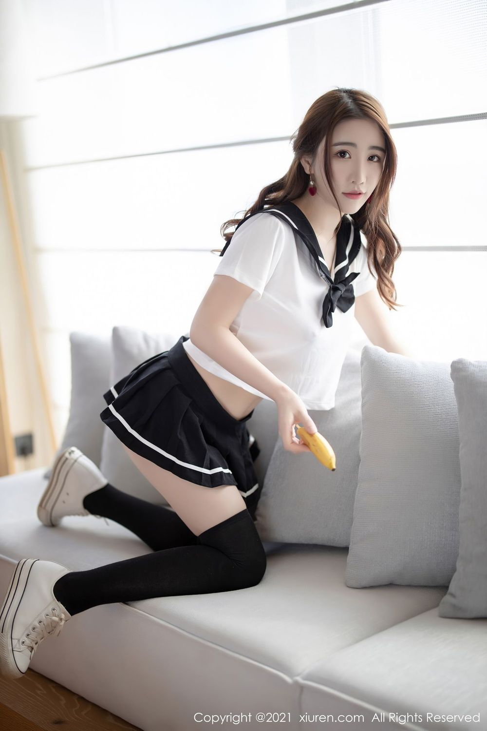 性感女神Cherry绯月樱 - 青春校服系列三亚旅拍
