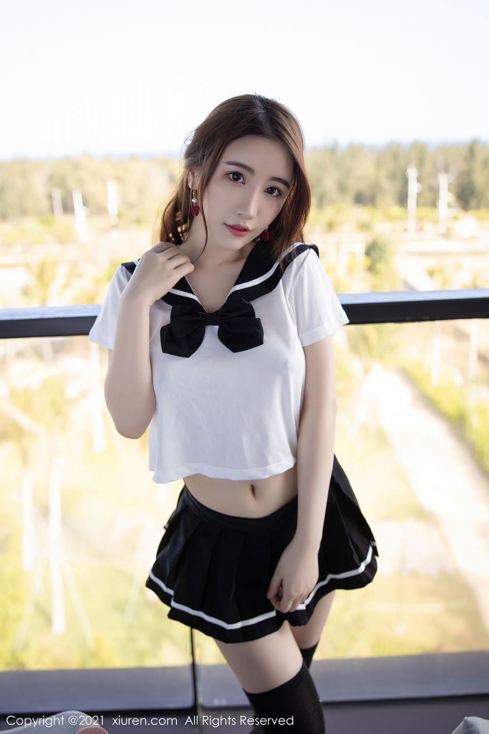 性感女神Cherry绯月樱 - 青春校服系列三亚旅拍