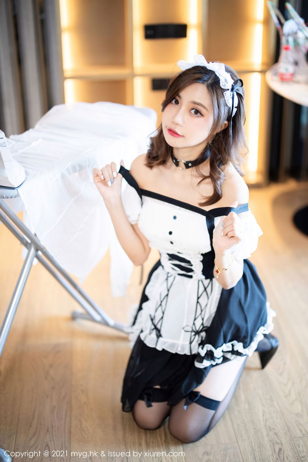 性感女神绮里嘉ula - 女仆制服系列杭州旅拍