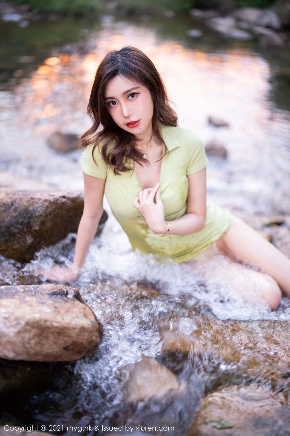性感女神绮里嘉ula - 山涧溪水+户外系列长三角旅拍