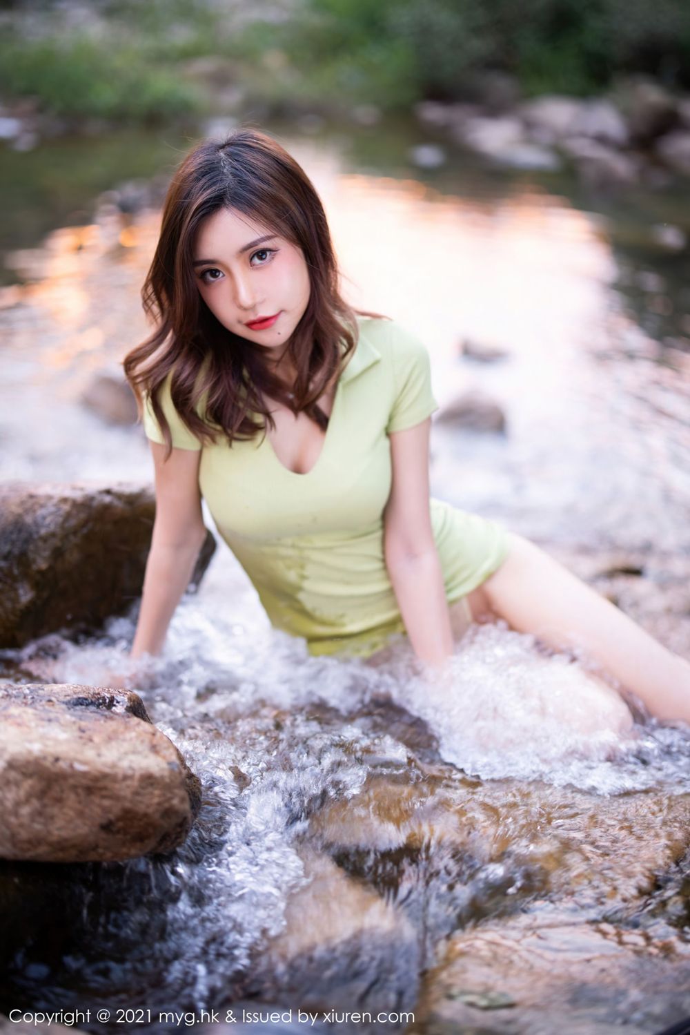 性感女神绮里嘉ula - 山涧溪水+户外系列长三角旅拍