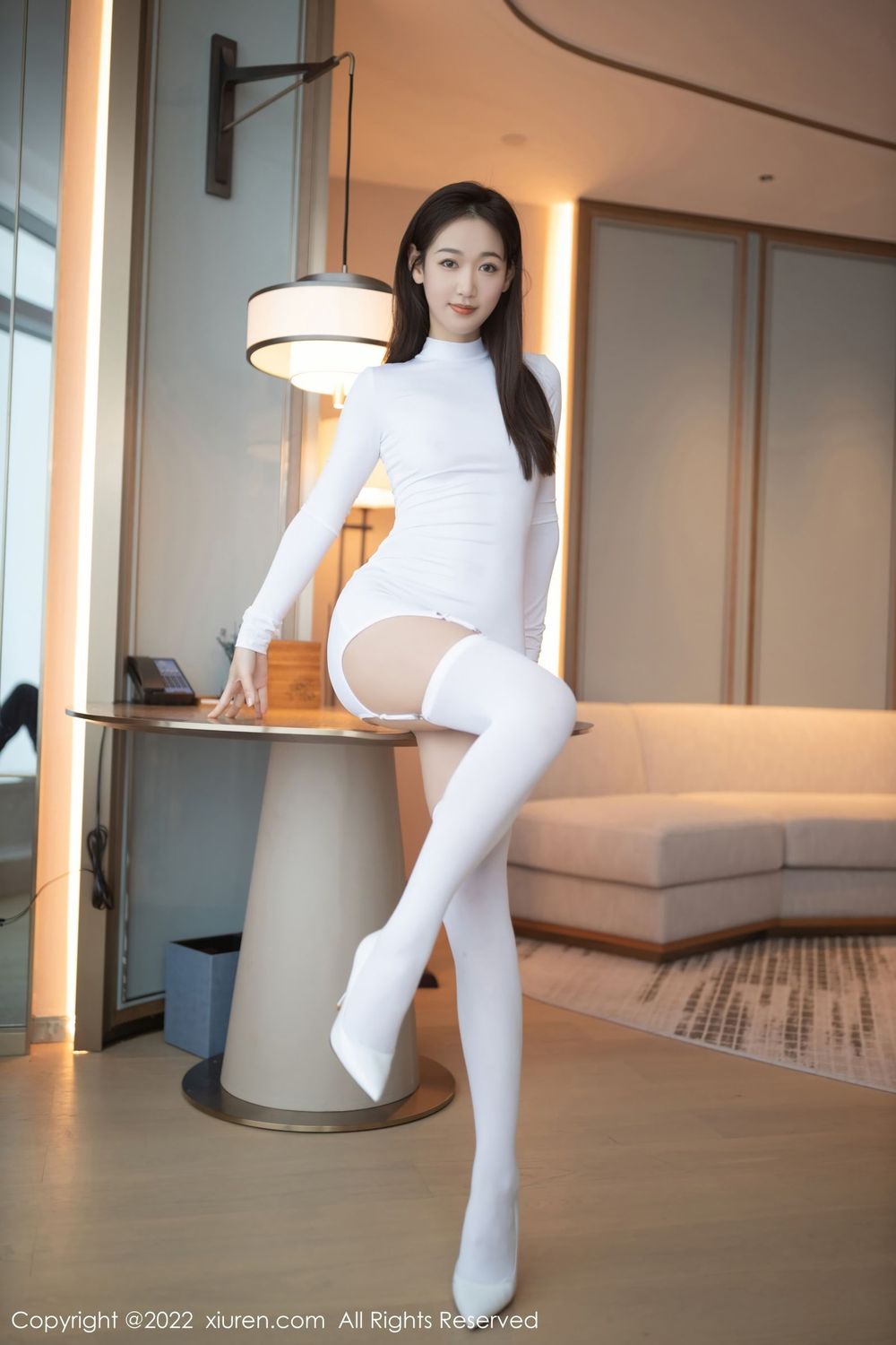 美女模特唐安琪 - 收身上衣+丝袜系列私房写真