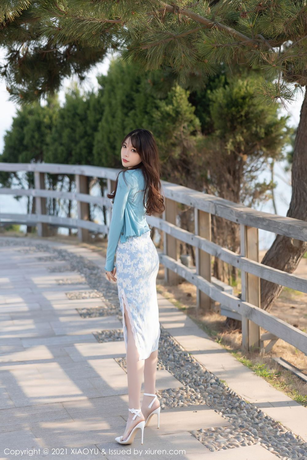 性感女神芝芝Booty - 居家女友+丝袜系列青岛旅拍