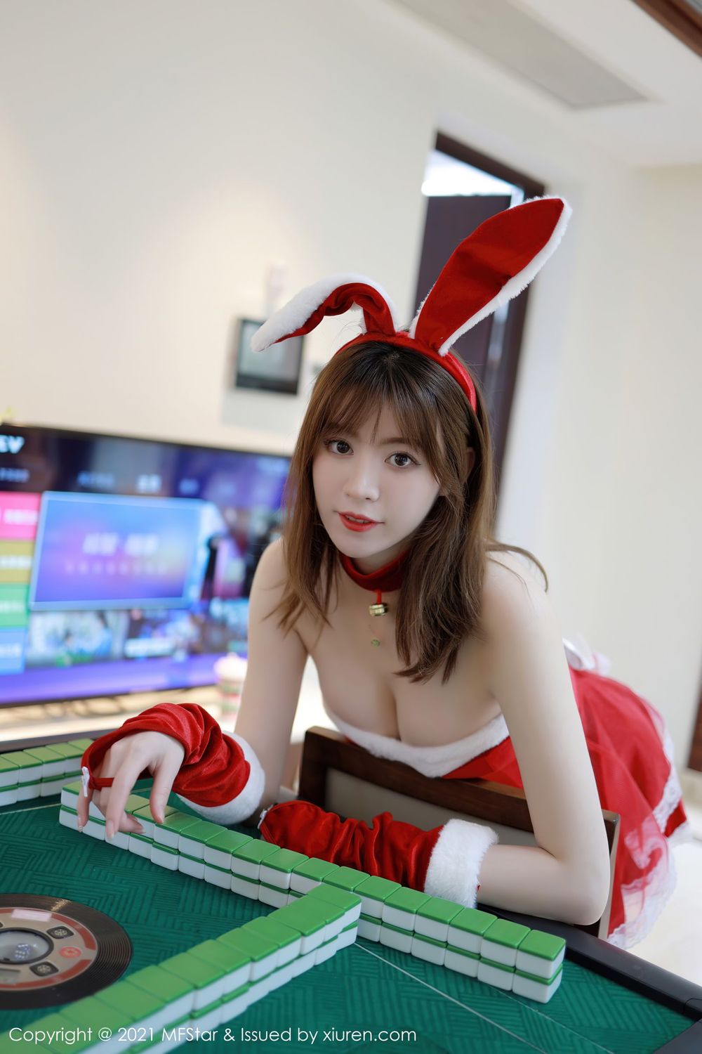 美女模特yoo优优 - 兔女郎+麻将场景三亚旅拍
