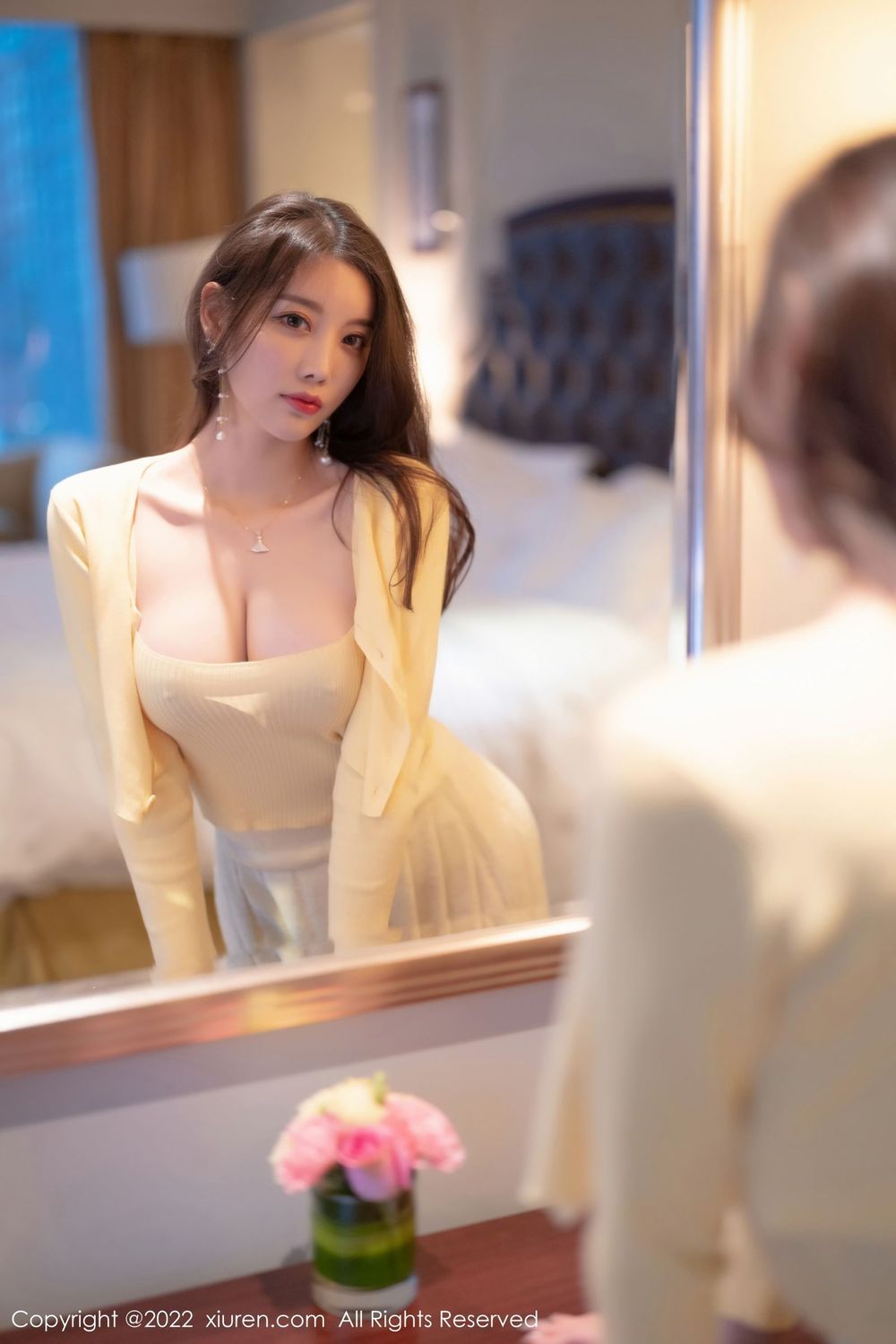 性感女神杨晨晨Yome - 淡黄色上衣+长裙系列写真