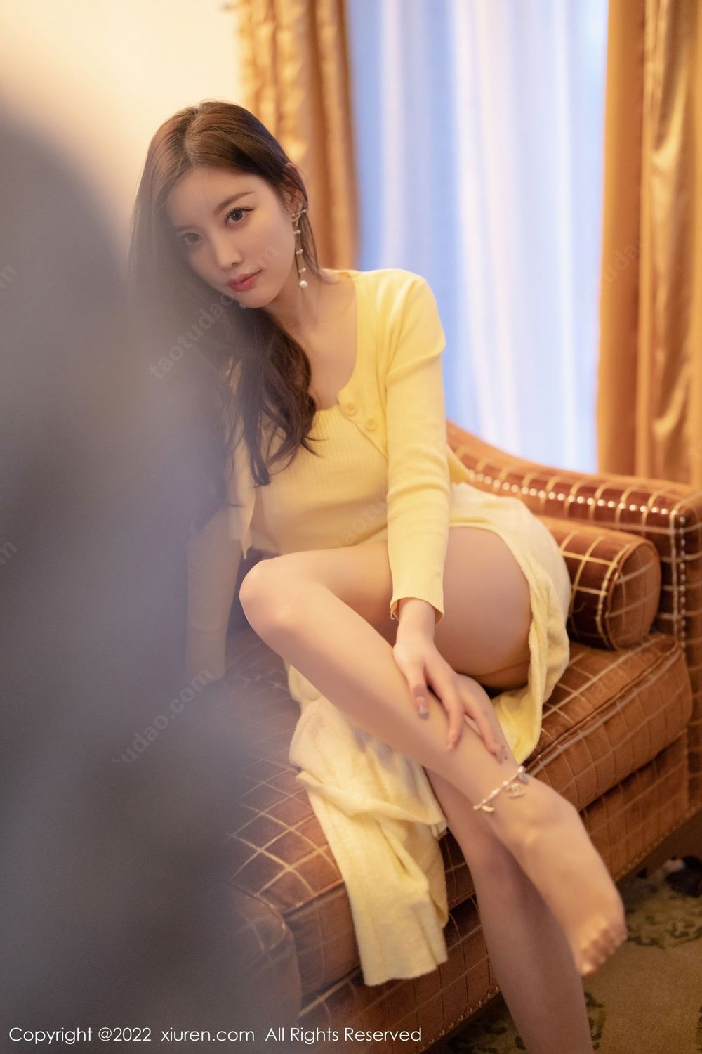性感女神杨晨晨Yome - 淡黄色上衣+长裙系列写真