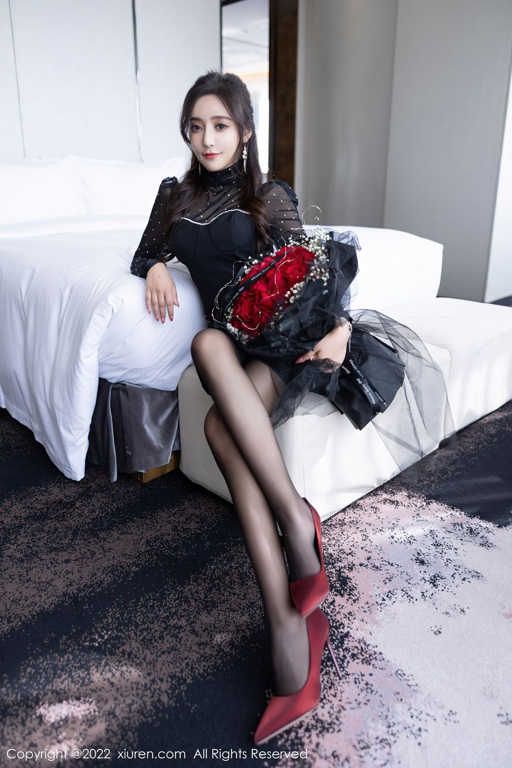 性感女神王馨瑶yanni - 黑色服饰+黑丝系列写真
