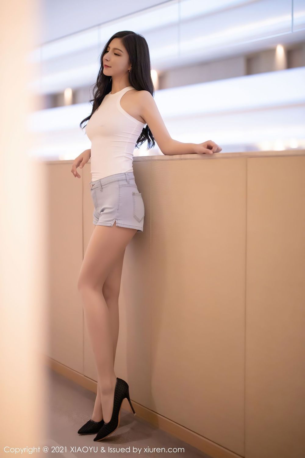美女模特小蛮妖Yummy - 牛仔裤+丝袜系列写真