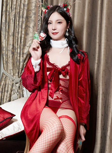 [XiuRen秀人网] 美女模特小蛮妖Yummy - 网络丝袜+圣诞主题写真 No.4377