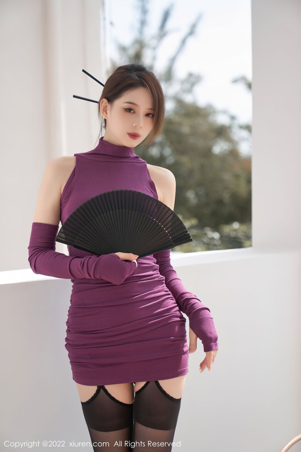 美女模特言沫 - 紫色毛衣+黑丝系列三亚旅拍