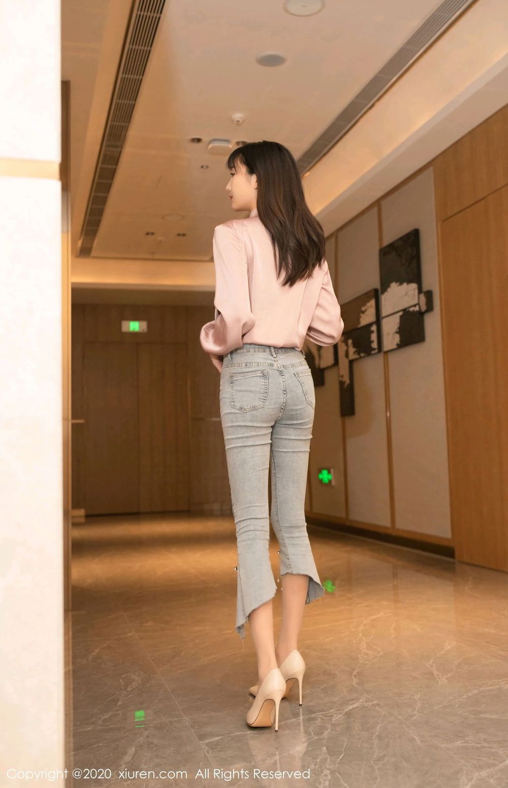 美女模特陆萱萱 - 牛仔裤+偶遇主题丽质写真