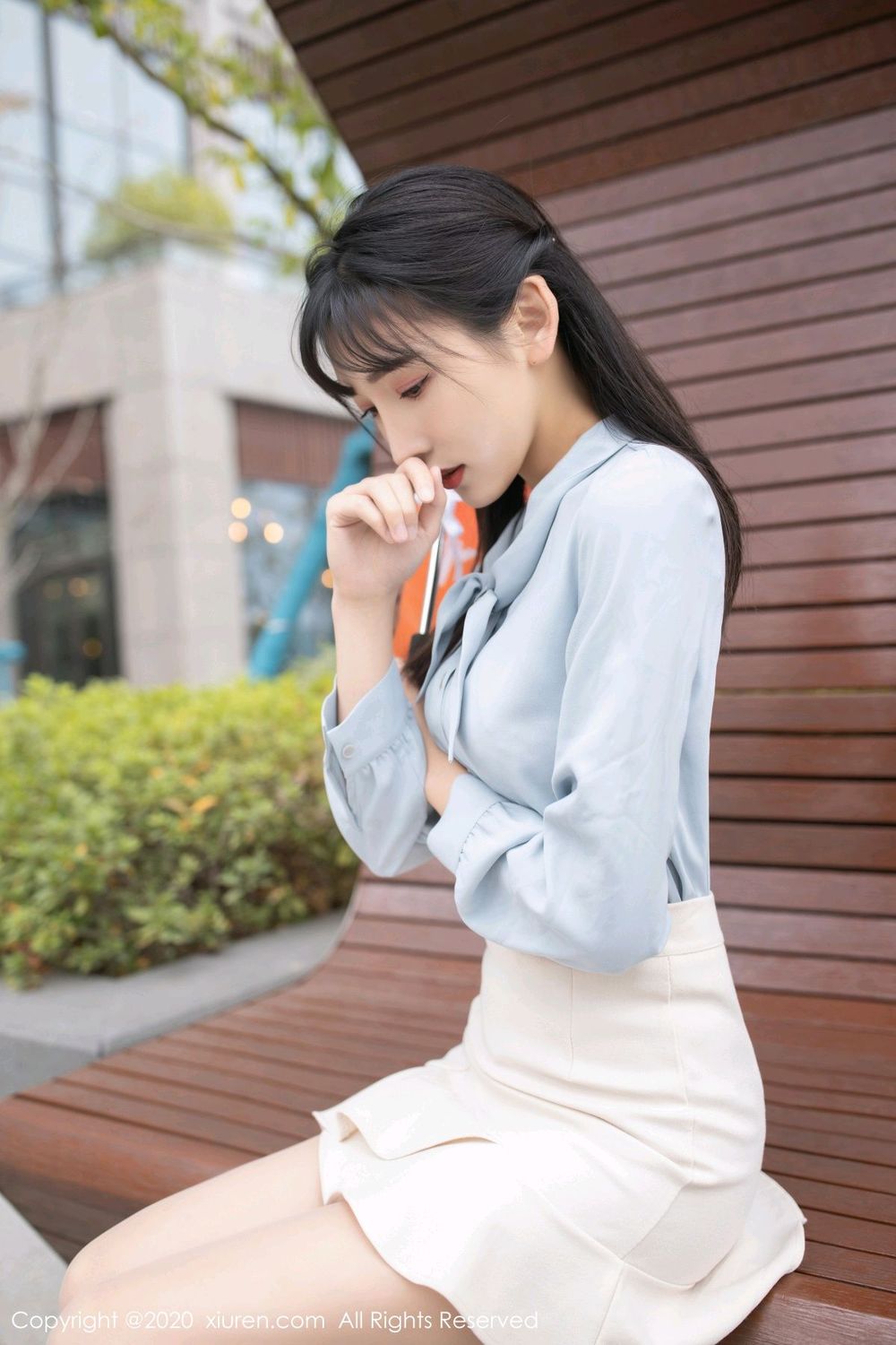 美女模特陆萱萱 - 导游装扮+丝袜主题性感写真