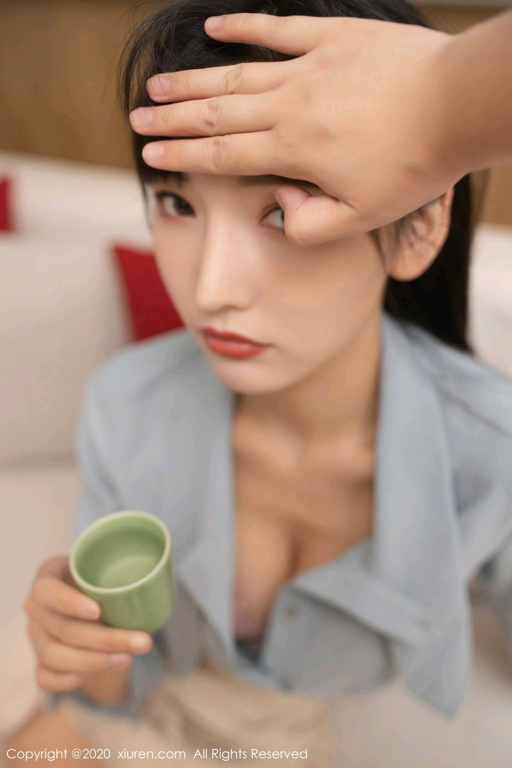美女模特陆萱萱 - 导游装扮+丝袜主题性感写真
