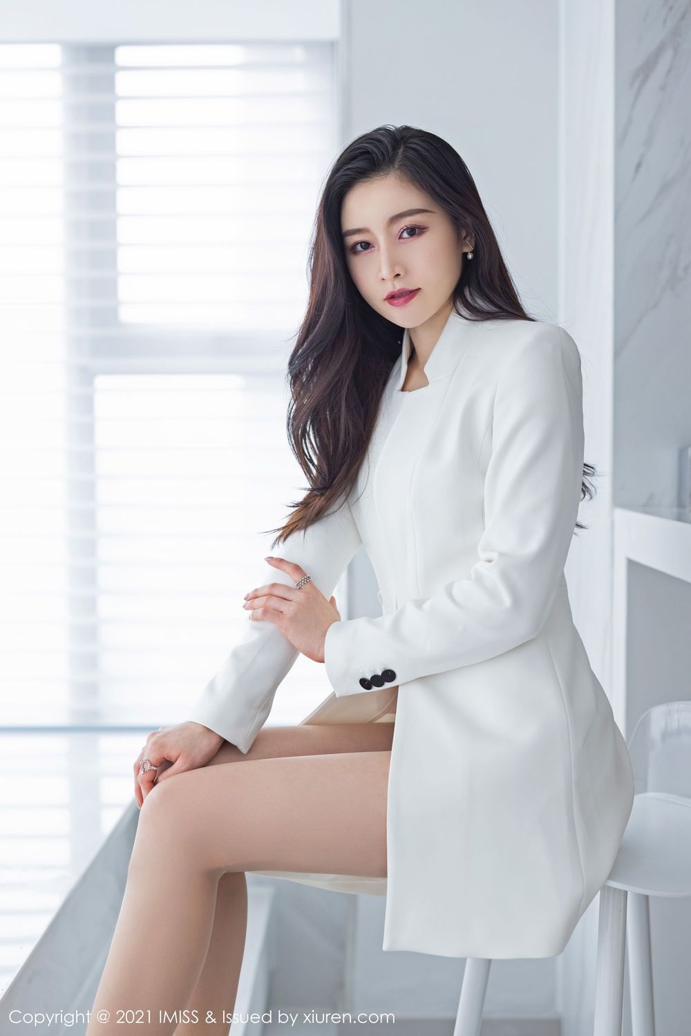 气质美女Vanessa - 职场OL+丝袜系列性感写真