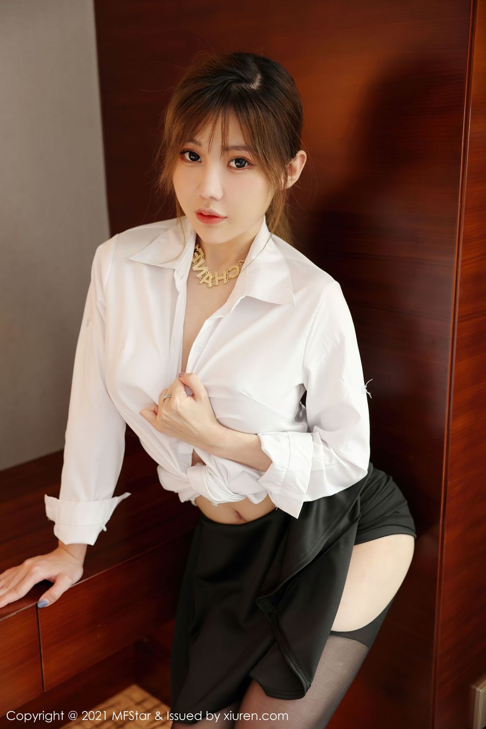 新人模特李颖煊baby - 白衬衫+黑丝系列写真