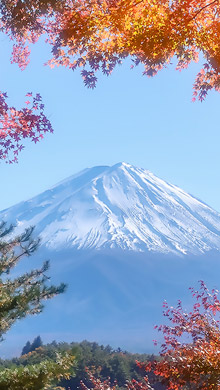 秋天时节日本富士山白雪覆盖唯美手机壁纸