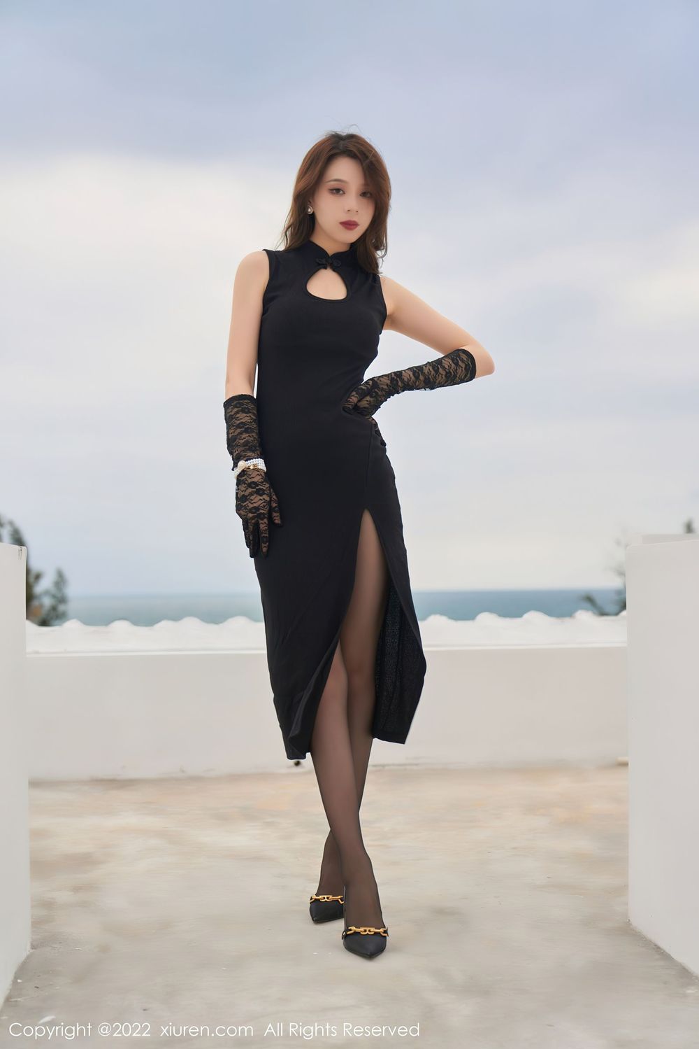 美女模特言沫 - 黑色连衣长裙+黑丝系列三亚旅拍