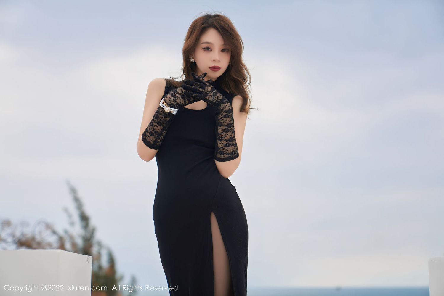 美女模特言沫 - 黑色连衣长裙+黑丝系列三亚旅拍