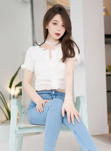 [XiuRen秀人网] 美女模特言沫 - 白色上衣+蓝色牛仔裤性感写真 No.4633