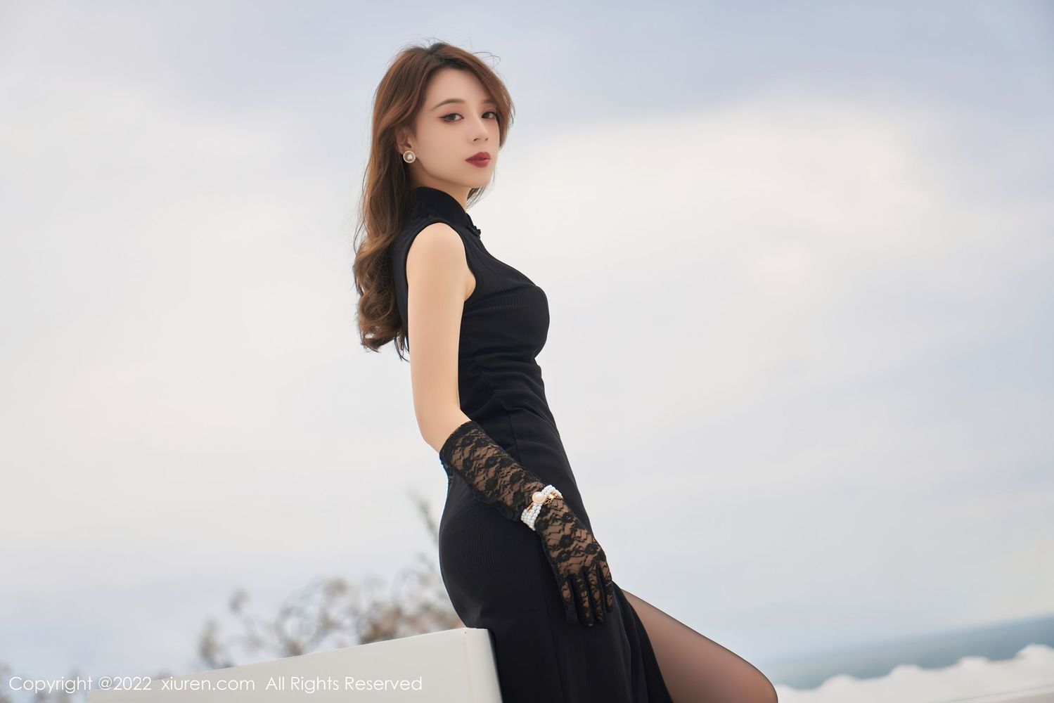 美女模特言沫 - 黑色连衣长裙+黑丝系列三亚旅拍