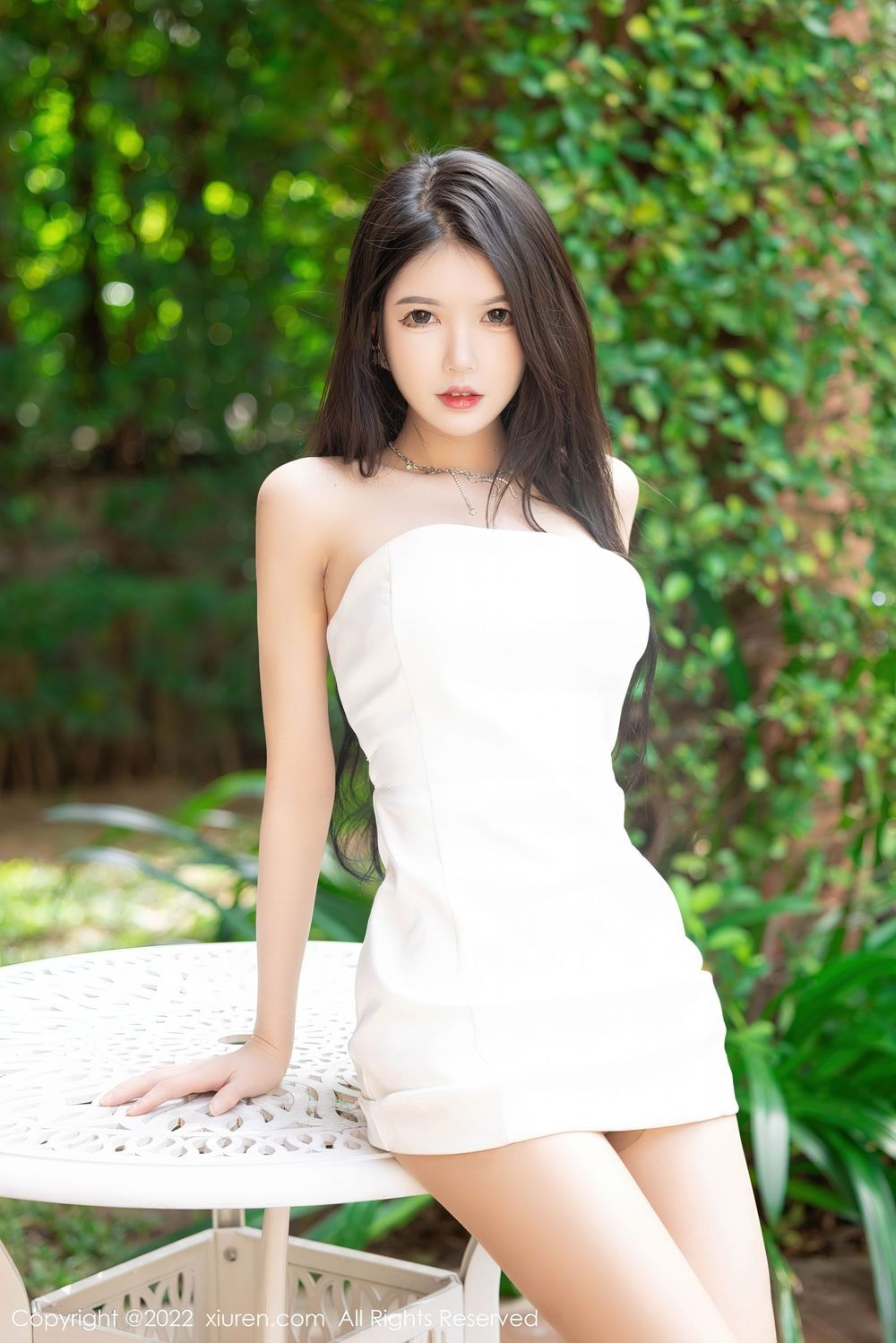 美女模特媛媛酱belle - 露肩上衣+高跟鞋系列写真
