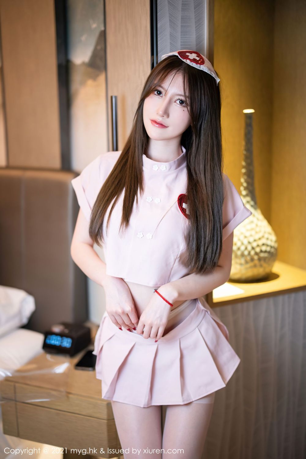 美女模特美桃酱 - 粉色护士制服系列长三角旅拍