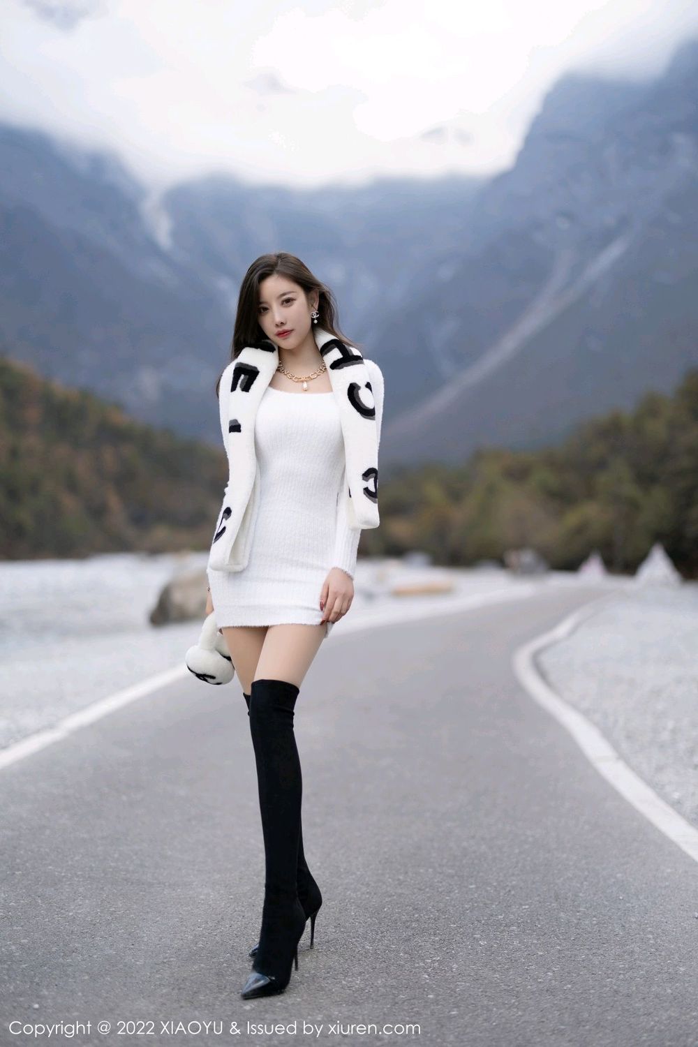 性感女神杨晨晨Yome - 多套长裙服饰丽江心愿旅拍