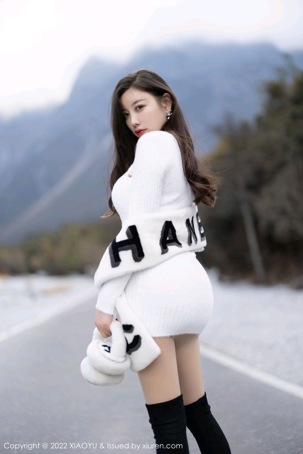 性感女神杨晨晨Yome - 多套长裙服饰丽江心愿旅拍