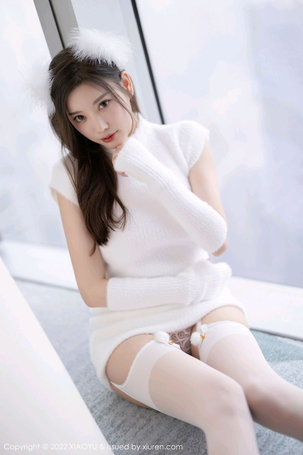 性感女神杨晨晨Yome - 白色上衣+丝袜系列写真
