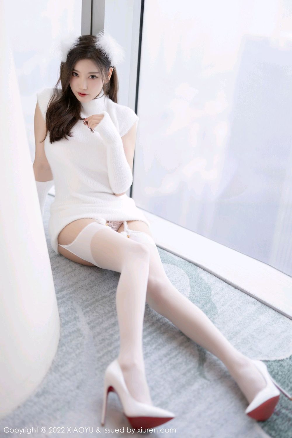 性感女神杨晨晨Yome - 白色上衣+丝袜系列写真