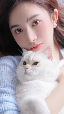 江亦祺镂空上衣与白猫系列高清手机壁纸
