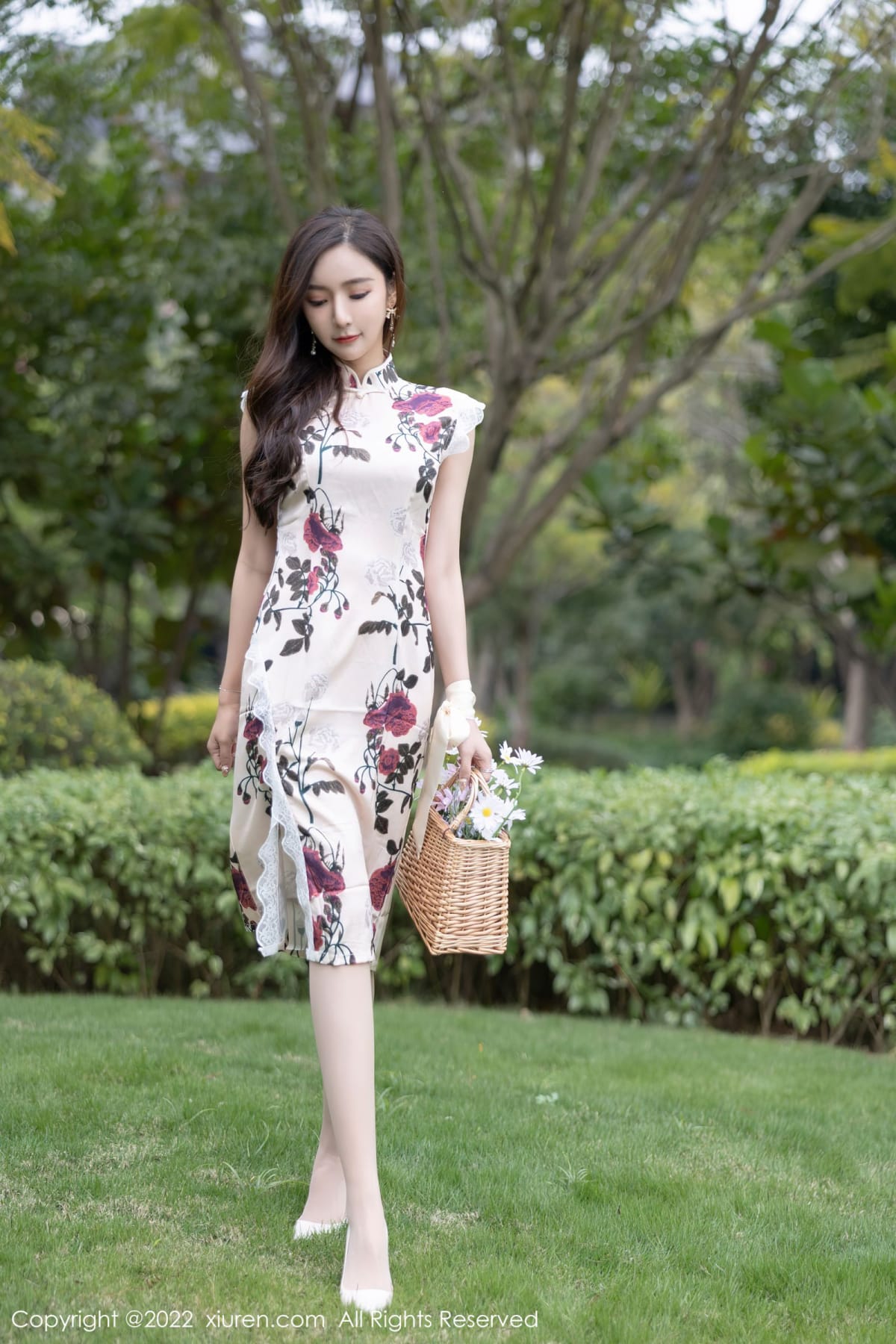 性感女神王馨瑶yanni - 花纹旗袍+丝袜系列写真